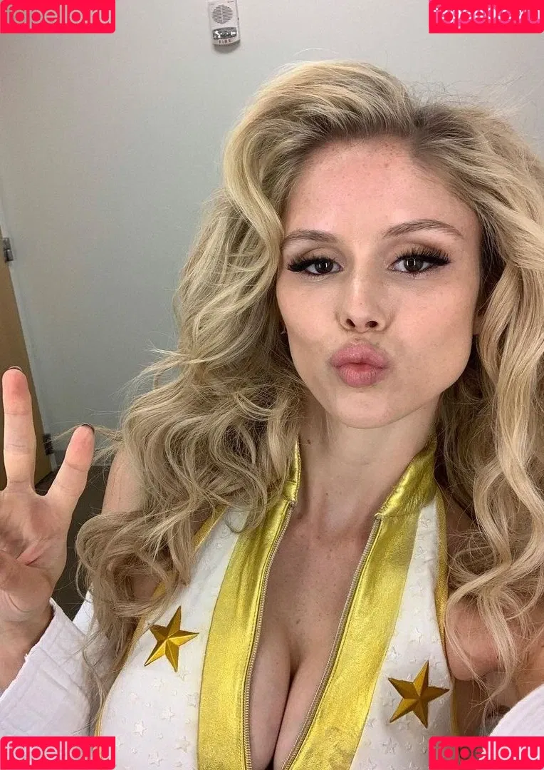 Erin Moriarty / erinelairmoriarty Onlyfans Photo Gallery 