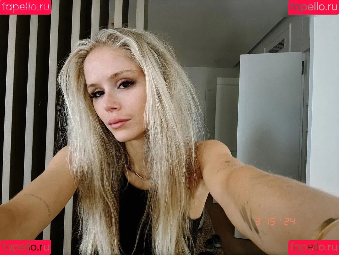 Erin Moriarty / erinelairmoriarty Onlyfans Photo Gallery 