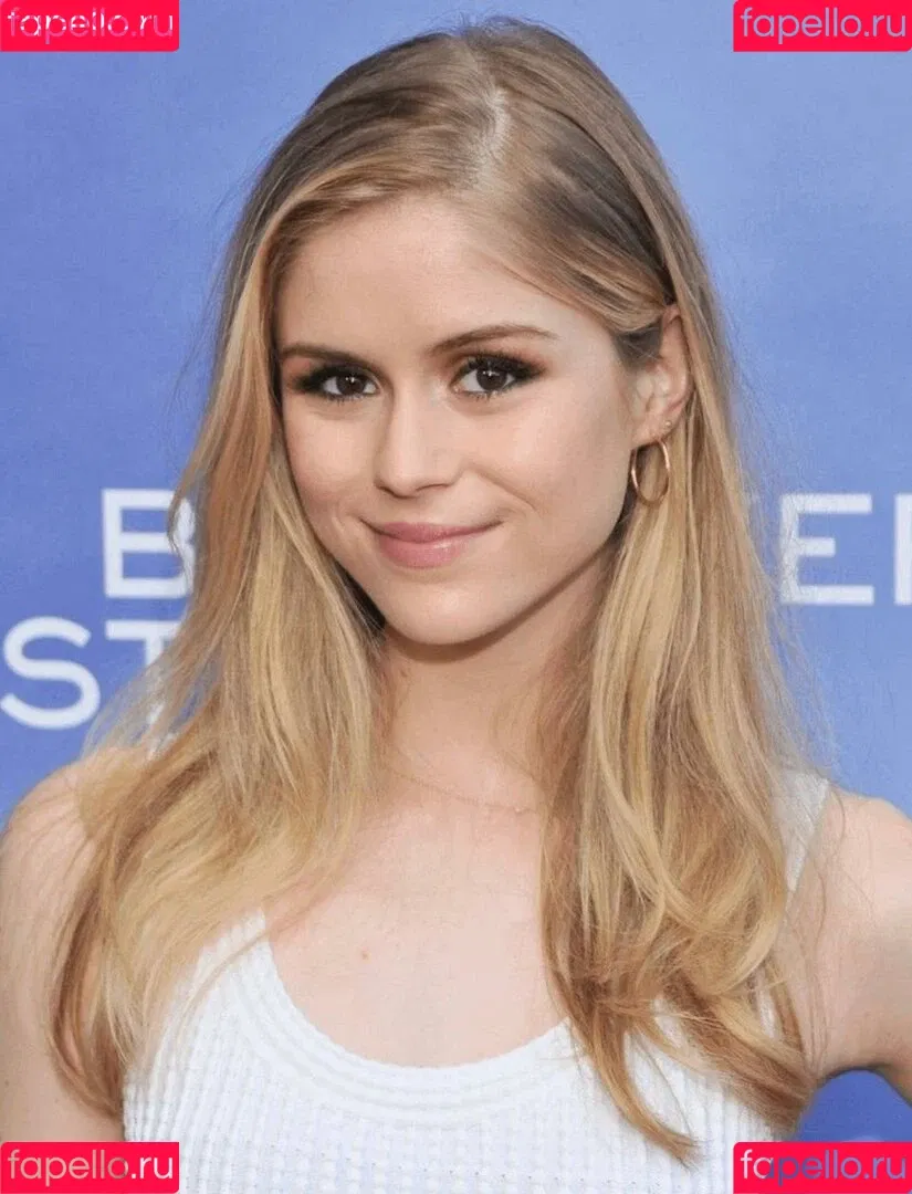 Erin Moriarty / erinelairmoriarty Onlyfans Photo Gallery 