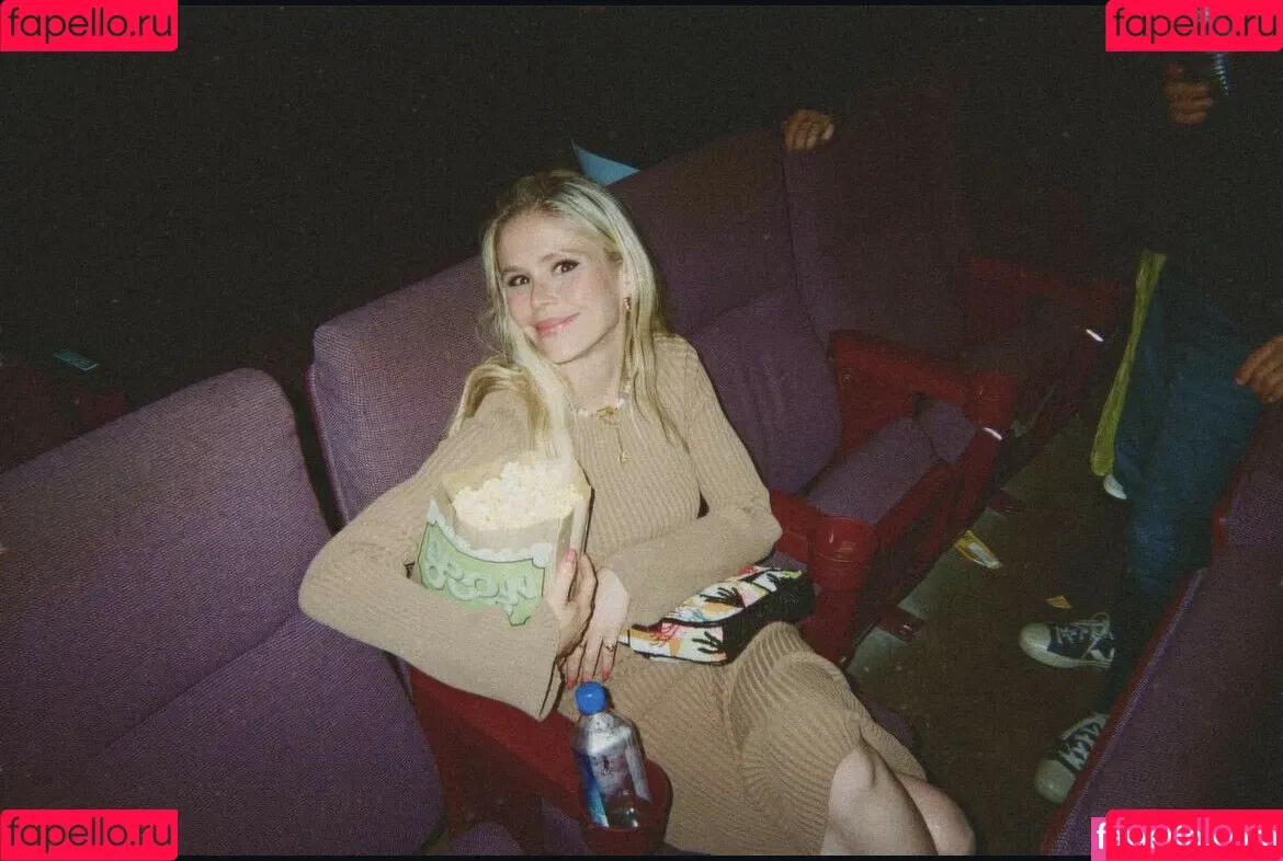 Erin Moriarty / erinelairmoriarty Onlyfans Photo Gallery 