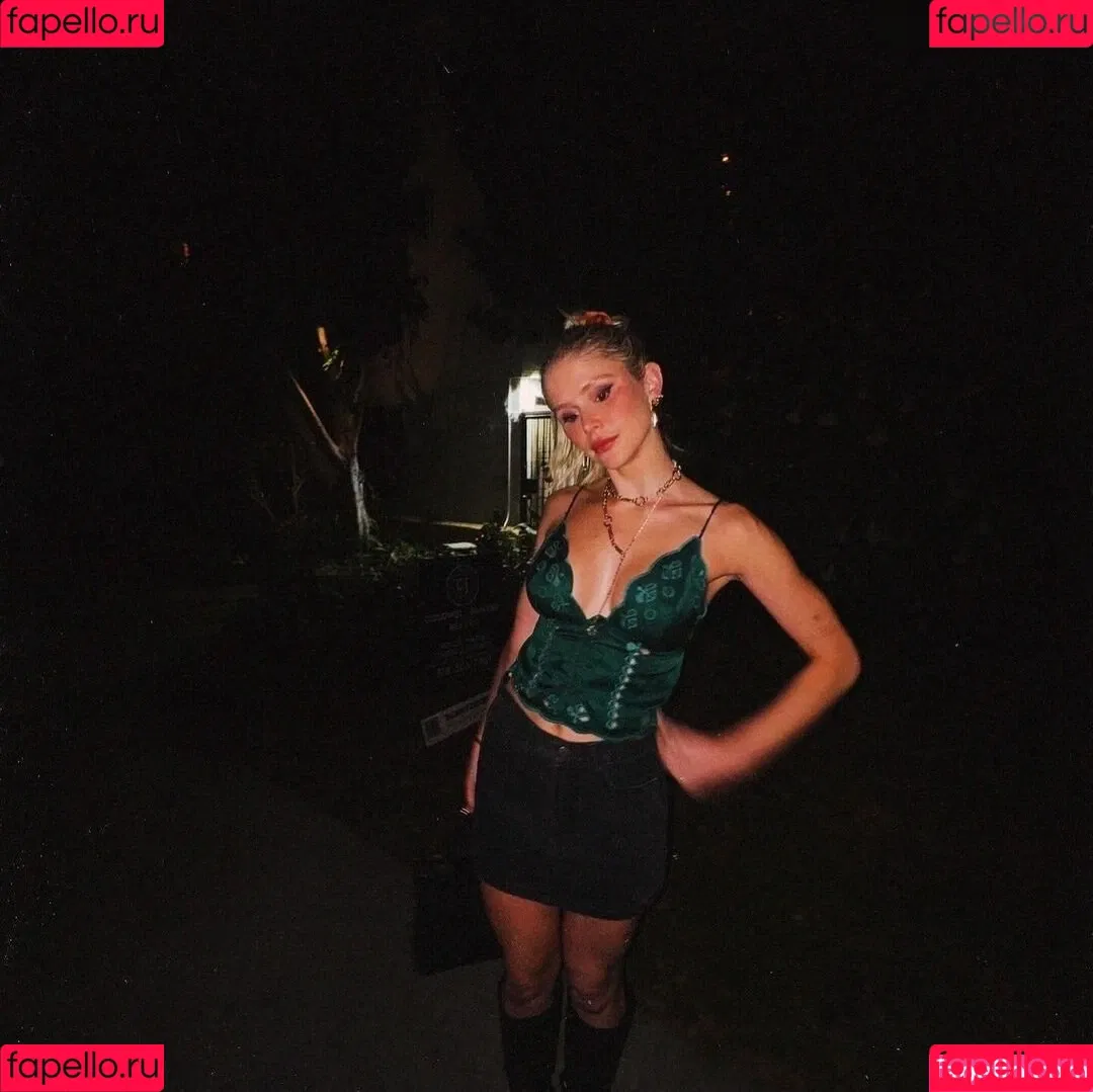 Erin Moriarty / erinelairmoriarty Onlyfans Photo Gallery 