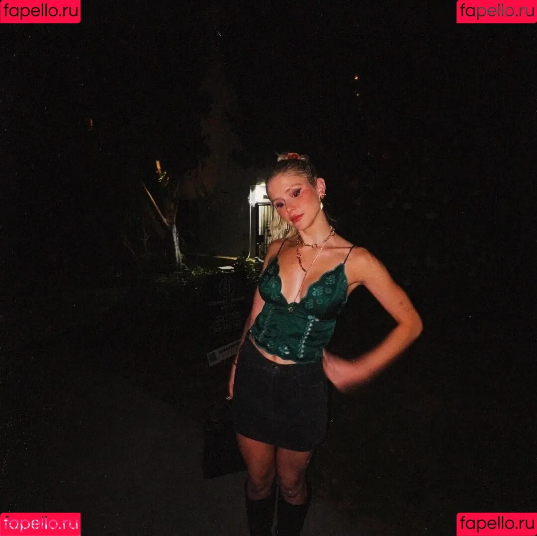 Erin Moriarty / erinelairmoriarty Onlyfans Photo Gallery 