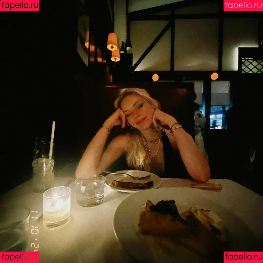 Erin Moriarty / erinelairmoriarty Onlyfans Photo Gallery 