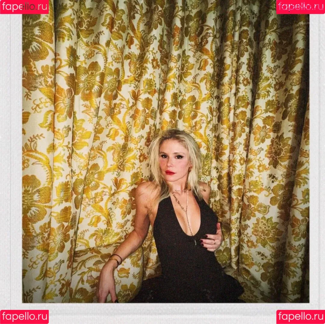 Erin Moriarty / erinelairmoriarty Onlyfans Photo Gallery 