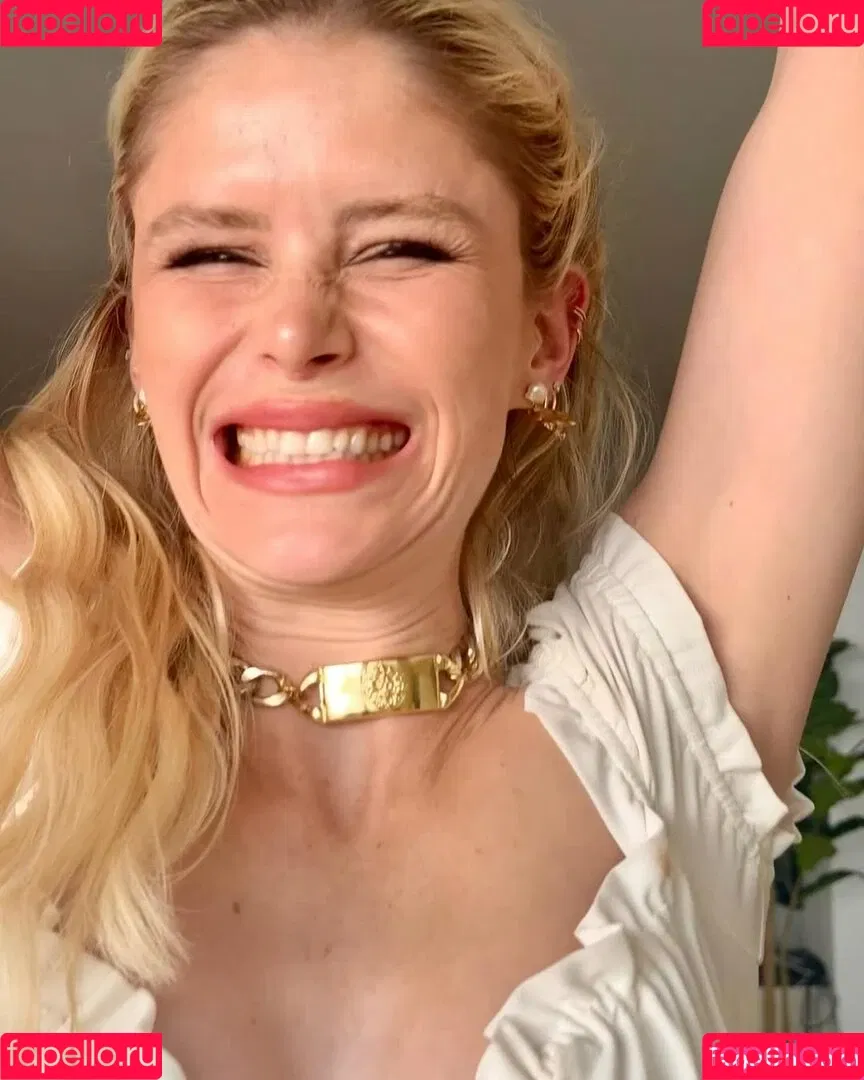 Erin Moriarty / erinelairmoriarty Onlyfans Photo Gallery 