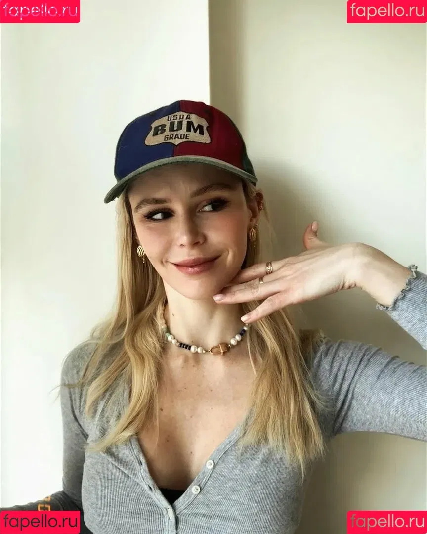 Erin Moriarty / erinelairmoriarty Onlyfans Photo Gallery 