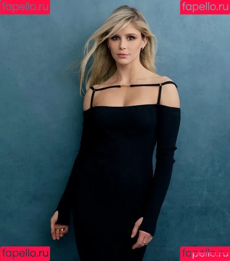 Erin Moriarty / erinelairmoriarty Onlyfans Photo Gallery 