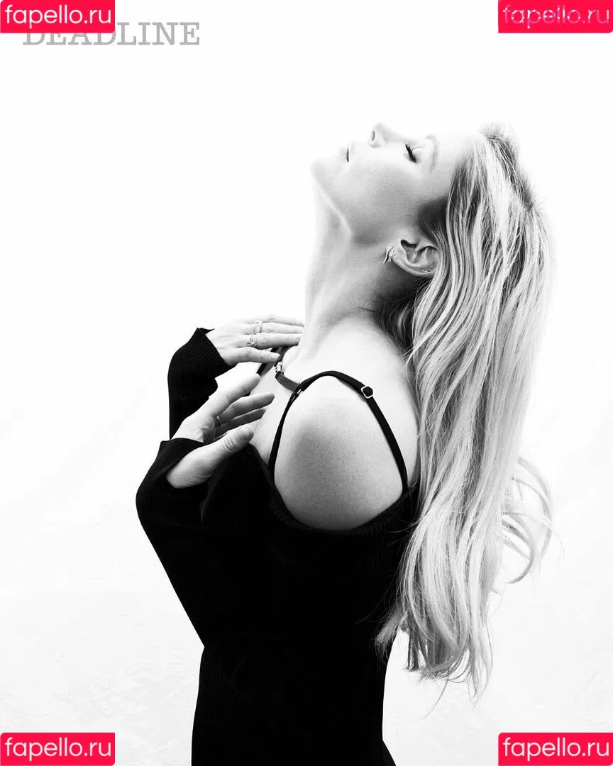 Erin Moriarty / erinelairmoriarty Onlyfans Photo Gallery 