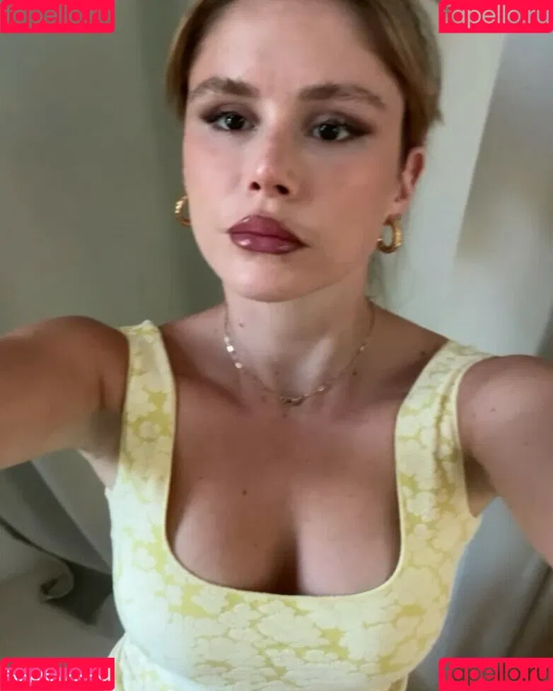 Erin Moriarty / erinelairmoriarty Onlyfans Photo Gallery 