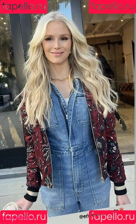 Erin Moriarty / erinelairmoriarty Onlyfans Photo Gallery 