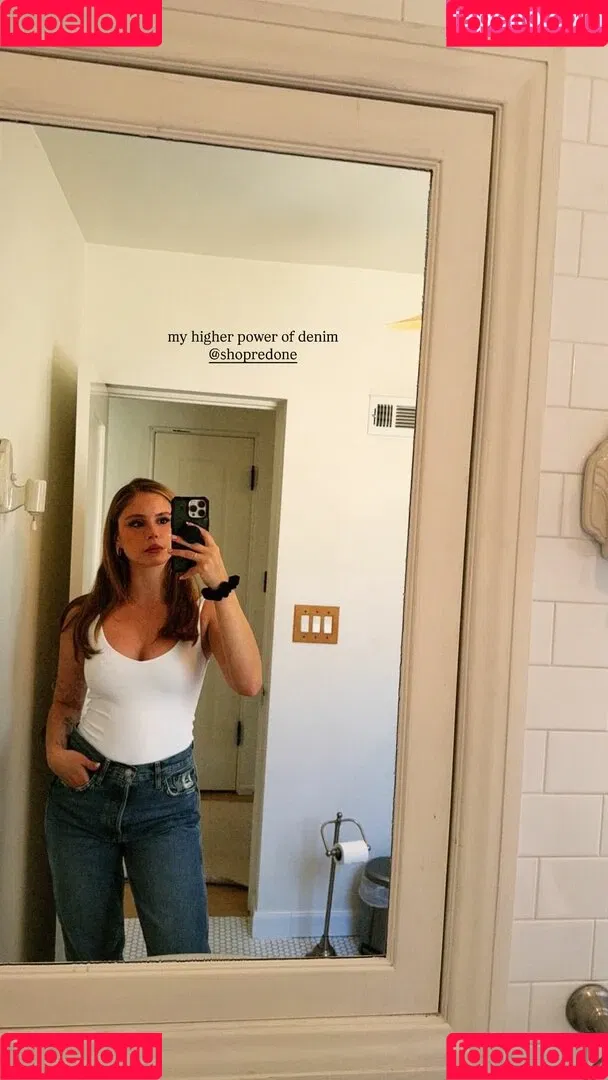Erin Moriarty / erinelairmoriarty Onlyfans Photo Gallery 