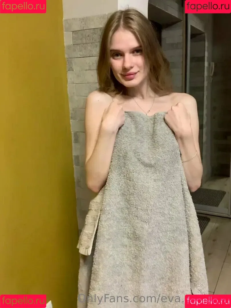 11eva01 / eva.nude11 Onlyfans Photo Gallery 