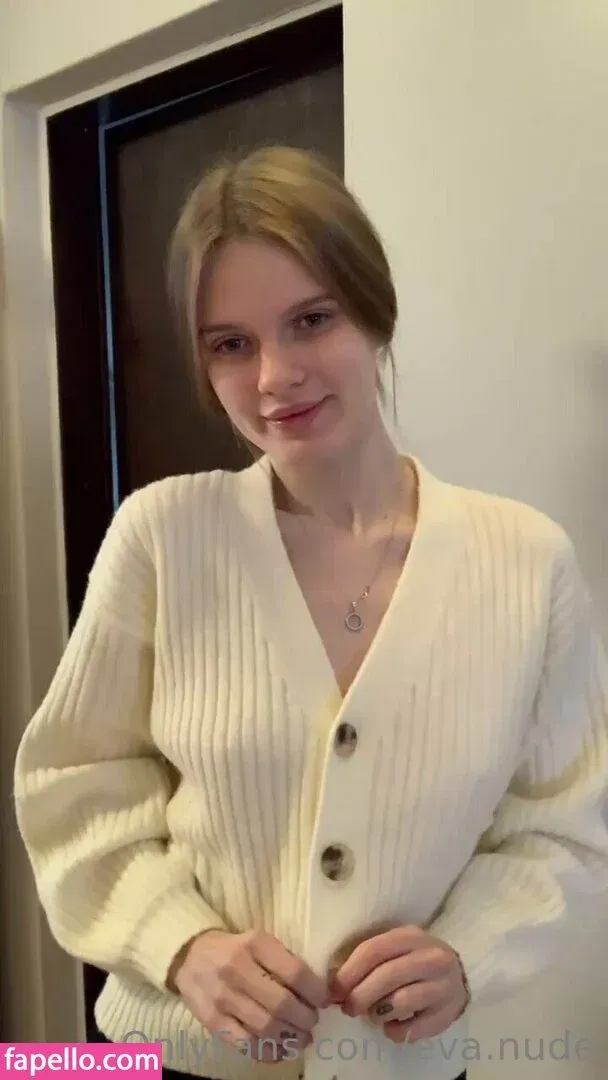 11eva01 / eva.nude11 Onlyfans Photo Gallery 