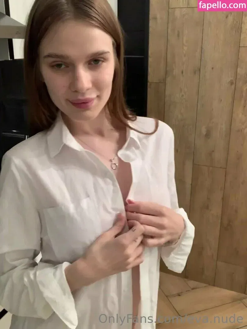 11eva01 / eva.nude11 Onlyfans Photo Gallery 