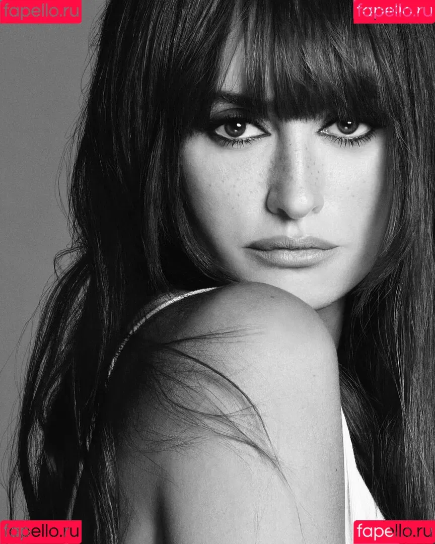 PenelopeCruzOfi / Penélope Cruz / penelopecruzoficial Onlyfans Photo Gallery 