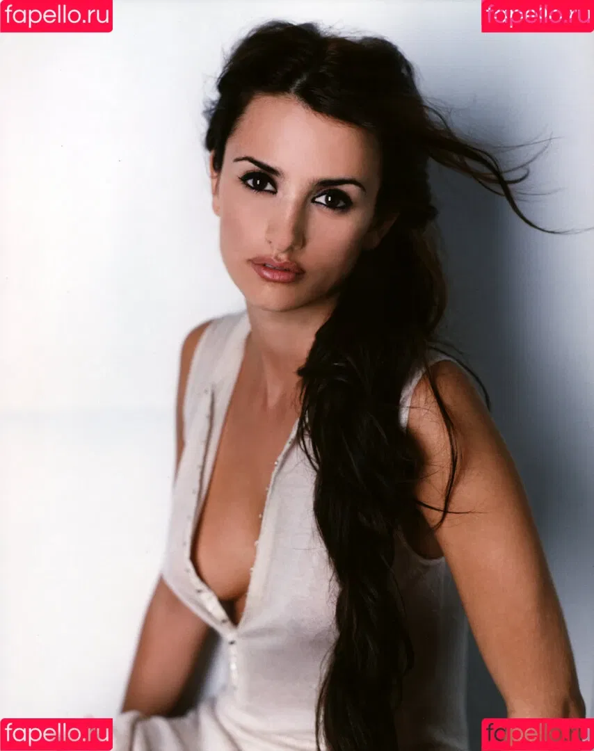 PenelopeCruzOfi / Penélope Cruz / penelopecruzoficial Onlyfans Photo Gallery 