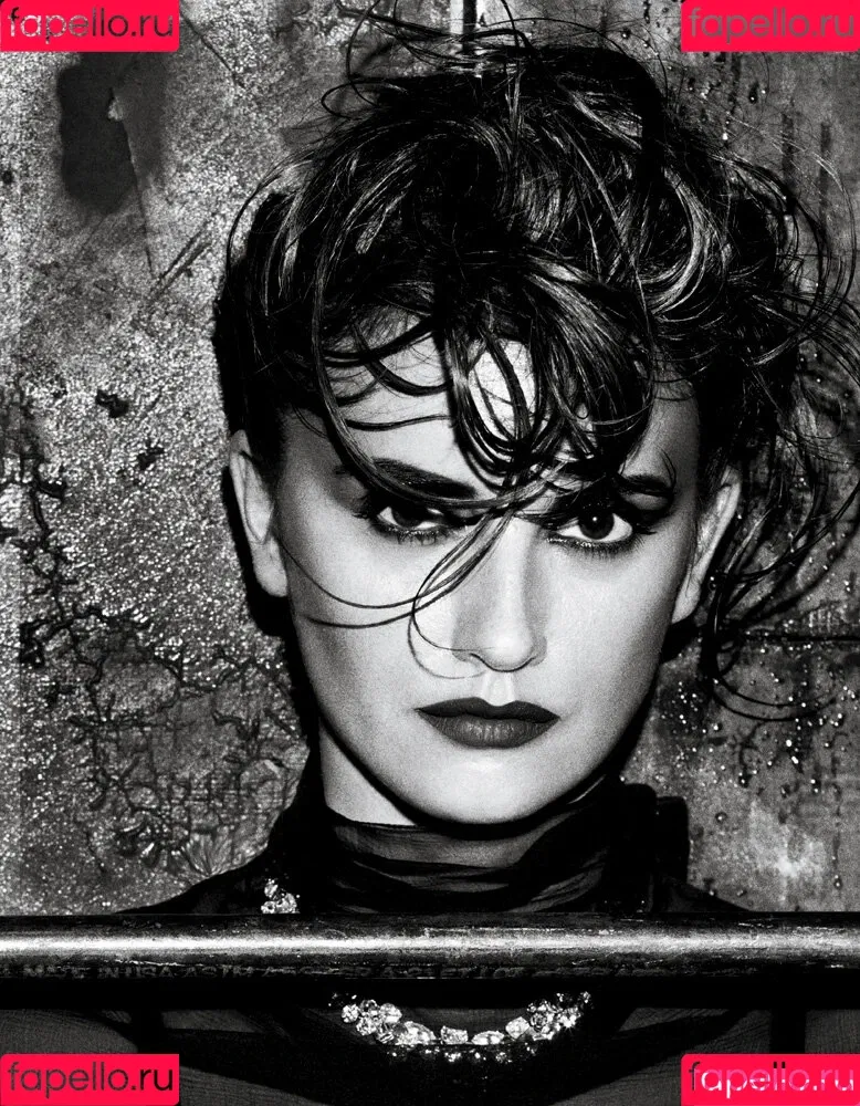 PenelopeCruzOfi / Penélope Cruz / penelopecruzoficial Onlyfans Photo Gallery 
