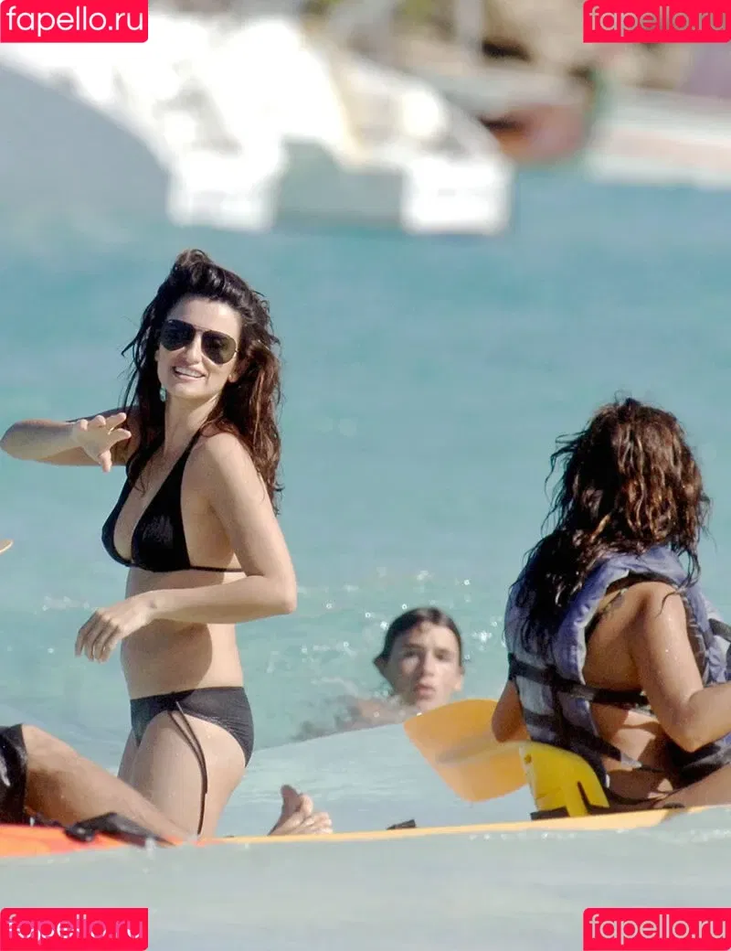 PenelopeCruzOfi / Penélope Cruz / penelopecruzoficial Onlyfans Photo Gallery 