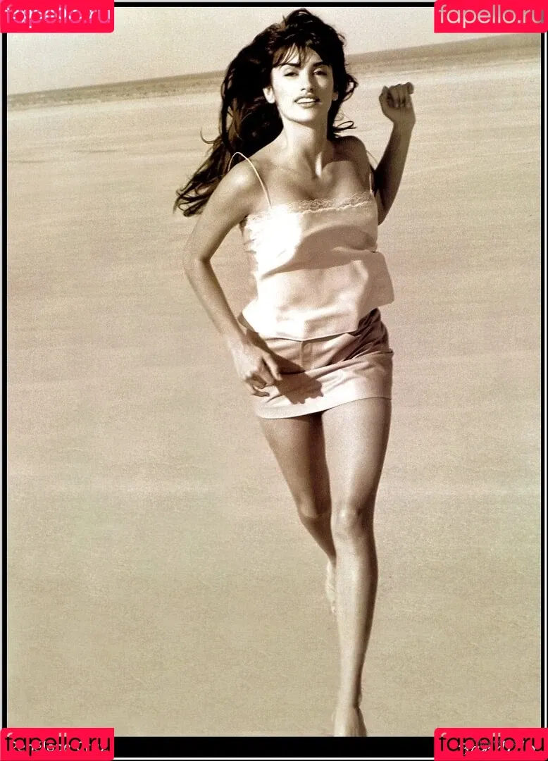 PenelopeCruzOfi / Penélope Cruz / penelopecruzoficial Onlyfans Photo Gallery 