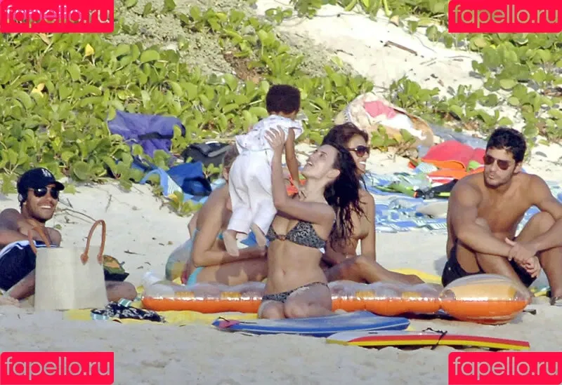 PenelopeCruzOfi / Penélope Cruz / penelopecruzoficial Onlyfans Photo Gallery 