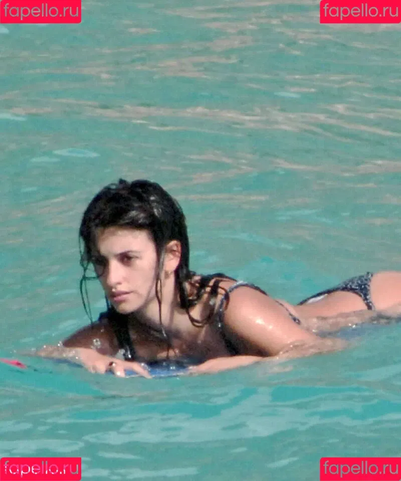 PenelopeCruzOfi / Penélope Cruz / penelopecruzoficial Onlyfans Photo Gallery 
