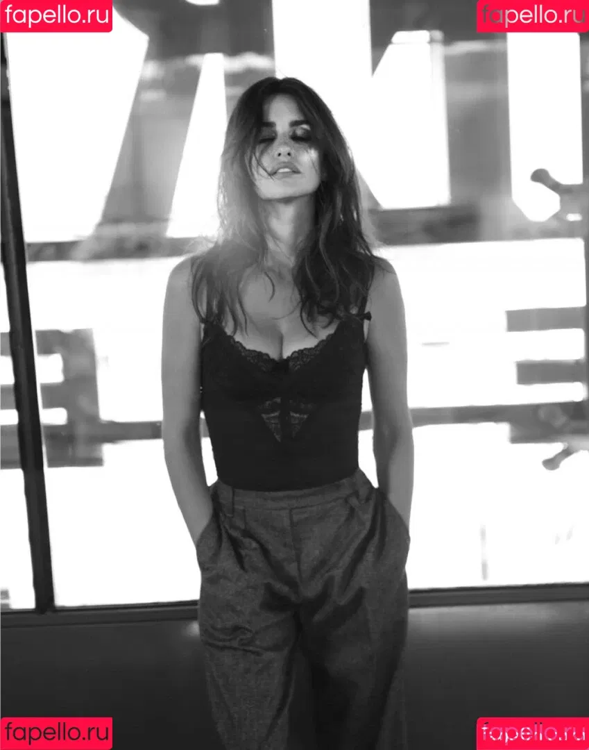 PenelopeCruzOfi / Penélope Cruz / penelopecruzoficial Onlyfans Photo Gallery 