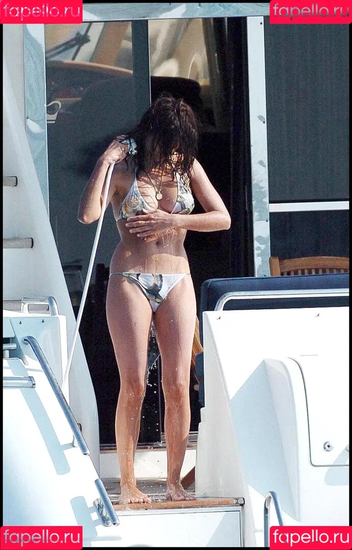 PenelopeCruzOfi / Penélope Cruz / penelopecruzoficial Onlyfans Photo Gallery 