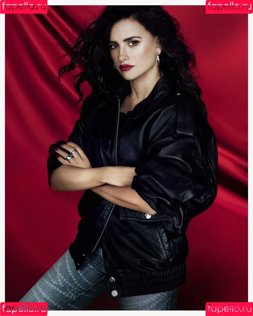 PenelopeCruzOfi / Penélope Cruz / penelopecruzoficial Onlyfans Photo Gallery 