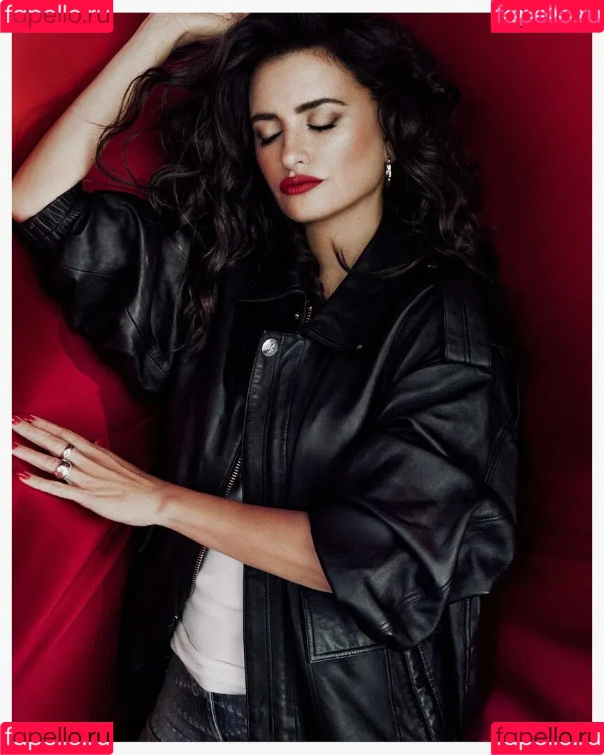 PenelopeCruzOfi / Penélope Cruz / penelopecruzoficial Onlyfans Photo Gallery 