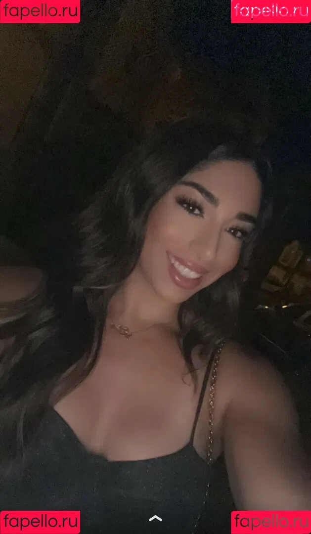 Mary Noura / marynouraa / princessjasmine3 Onlyfans Photo Gallery 
