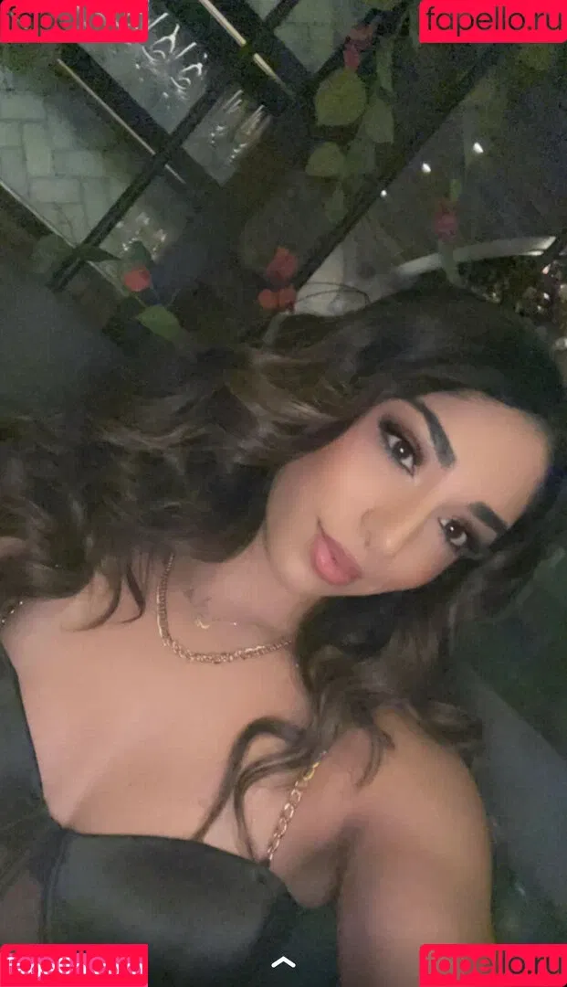 Mary Noura / marynouraa / princessjasmine3 Onlyfans Photo Gallery 