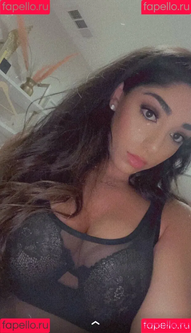 Mary Noura / marynouraa / princessjasmine3 Onlyfans Photo Gallery 