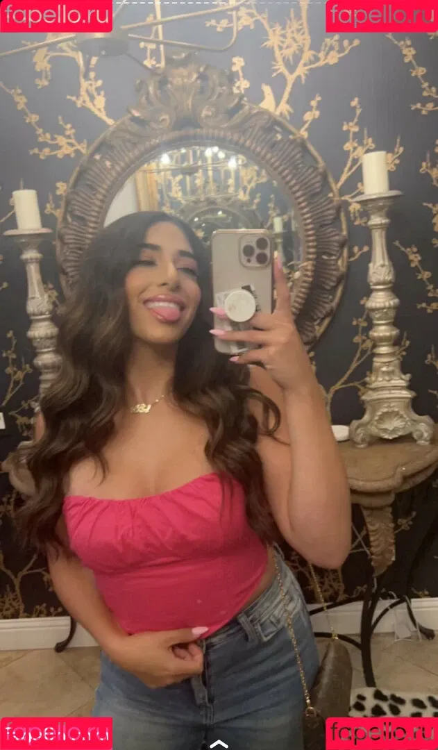 Mary Noura / marynouraa / princessjasmine3 Onlyfans Photo Gallery 