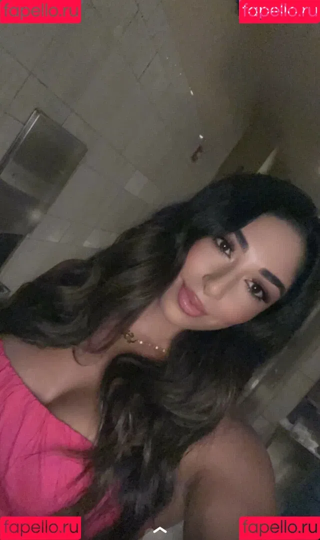 Mary Noura / marynouraa / princessjasmine3 Onlyfans Photo Gallery 