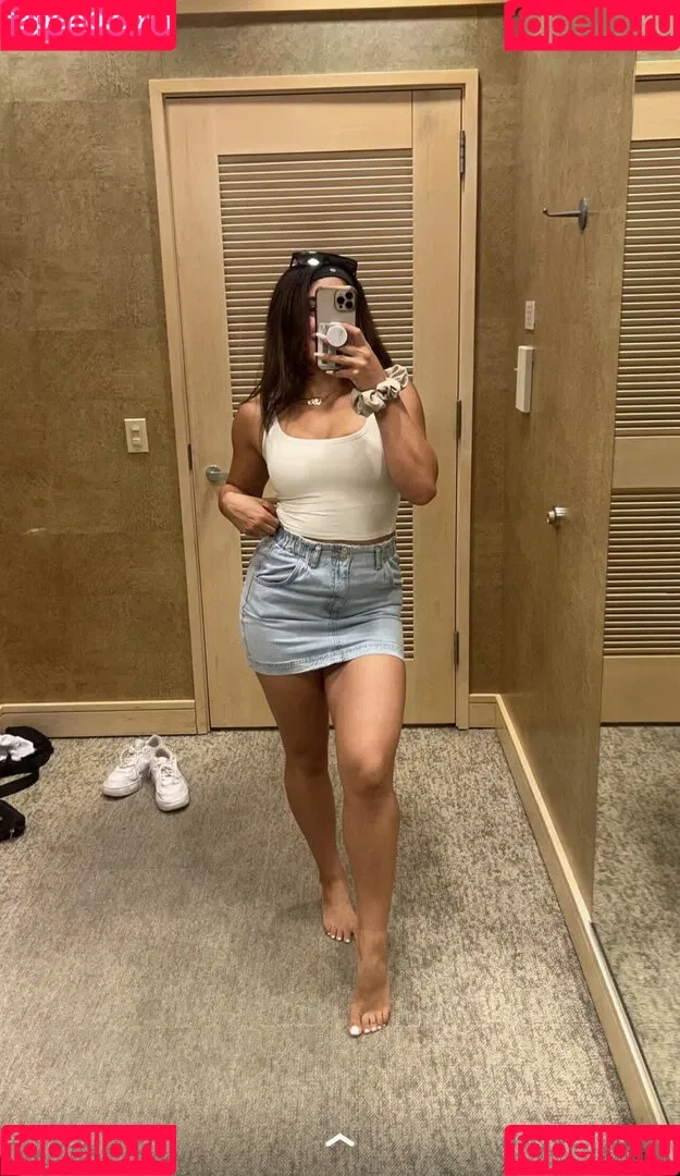 Mary Noura / marynouraa / princessjasmine3 Onlyfans Photo Gallery 
