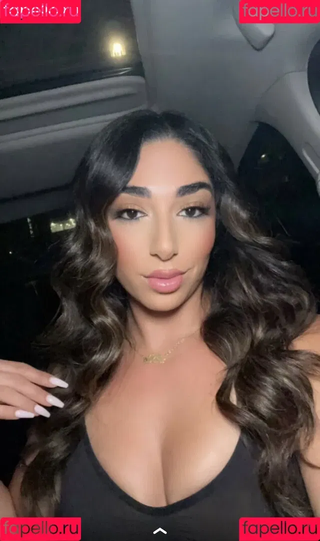 Mary Noura / marynouraa / princessjasmine3 Onlyfans Photo Gallery 
