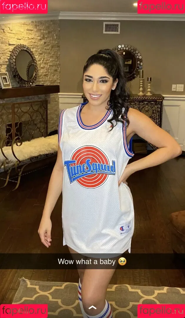 Mary Noura / marynouraa / princessjasmine3 Onlyfans Photo Gallery 