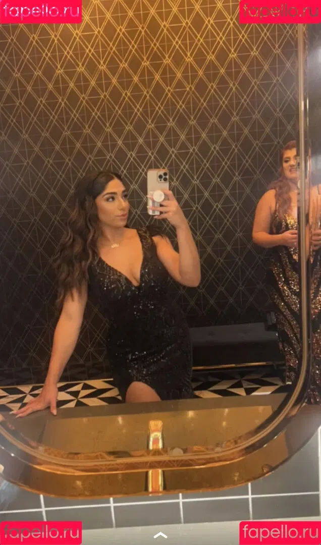 Mary Noura / marynouraa / princessjasmine3 Onlyfans Photo Gallery 