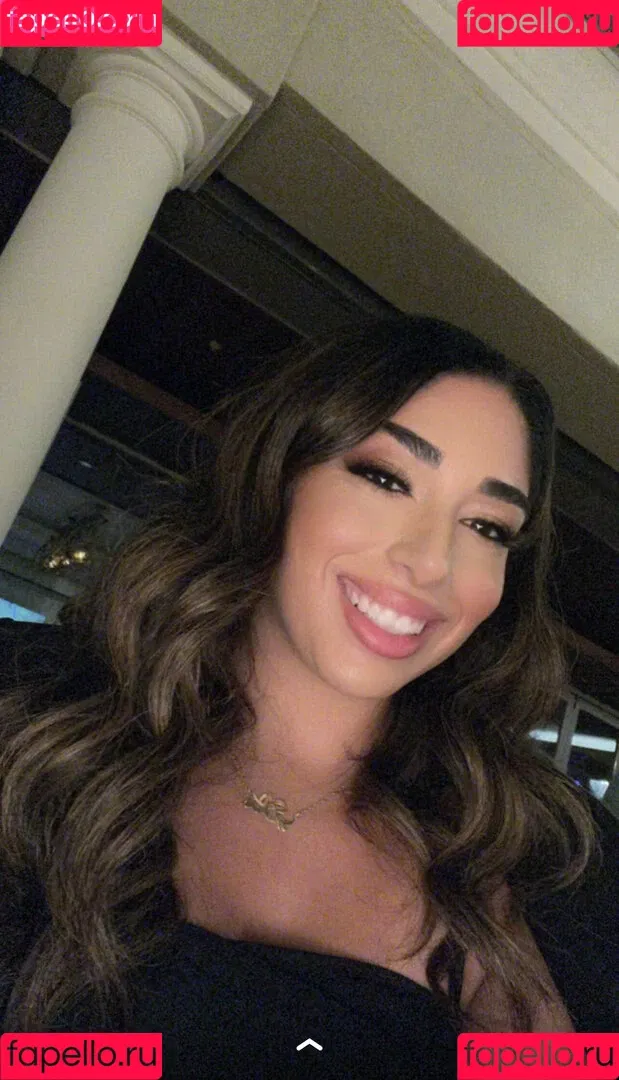 Mary Noura / marynouraa / princessjasmine3 Onlyfans Photo Gallery 