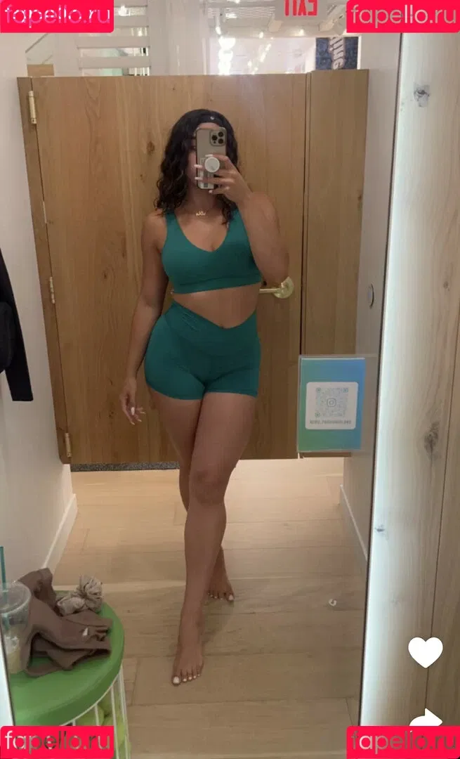 Mary Noura / marynouraa / princessjasmine3 Onlyfans Photo Gallery 