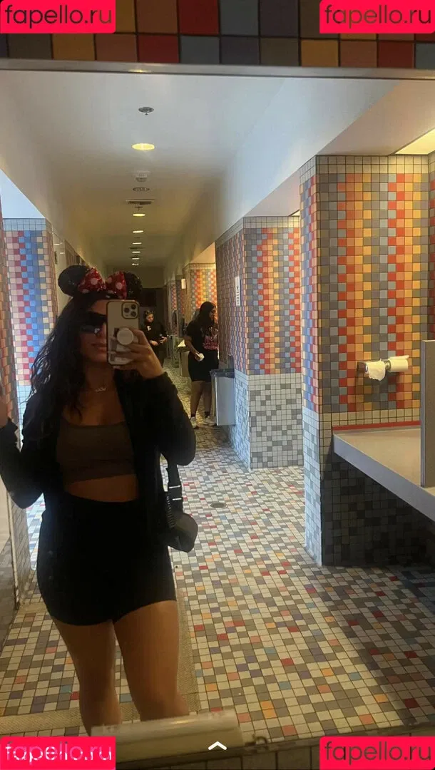 Mary Noura / marynouraa / princessjasmine3 Onlyfans Photo Gallery 