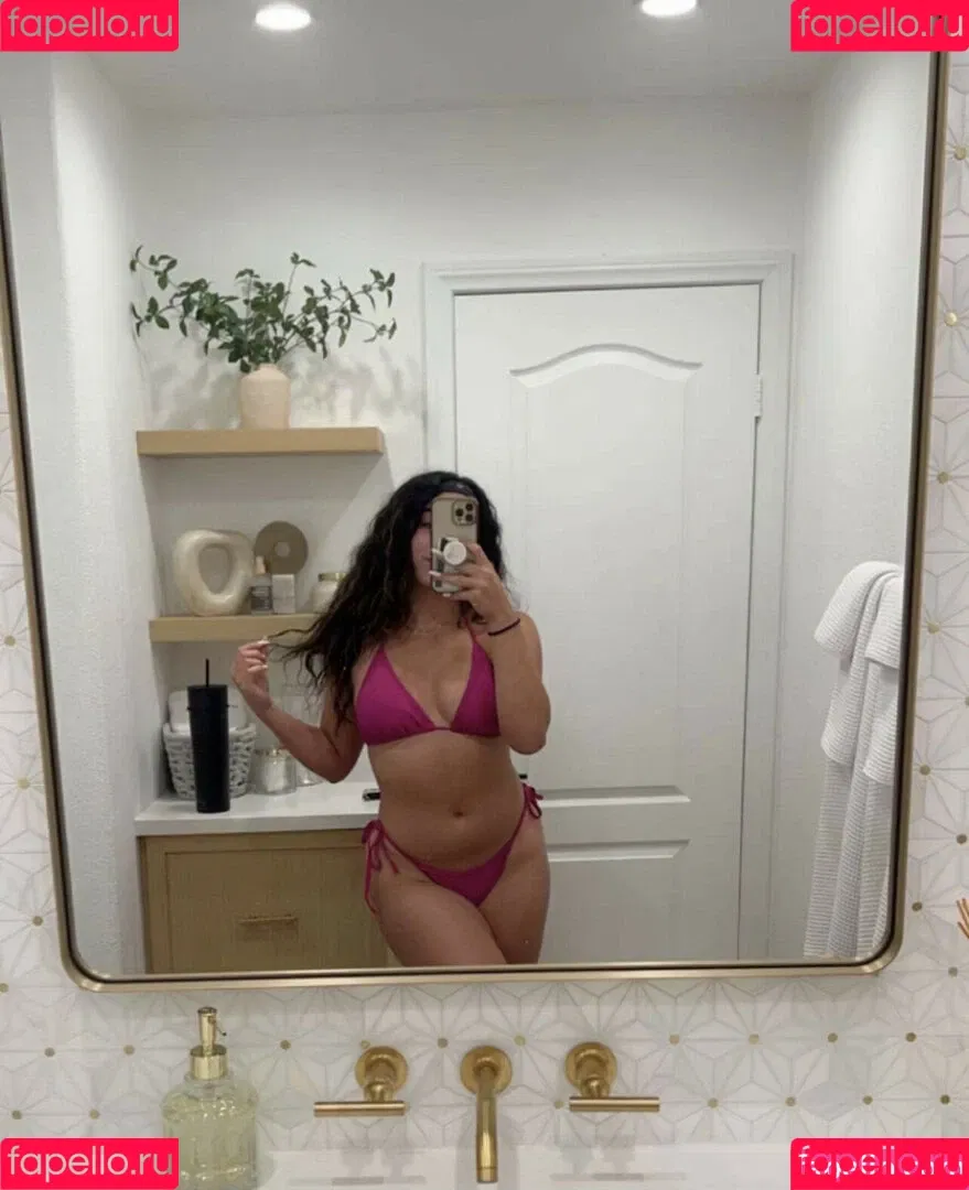 Mary Noura / marynouraa / princessjasmine3 Onlyfans Photo Gallery 