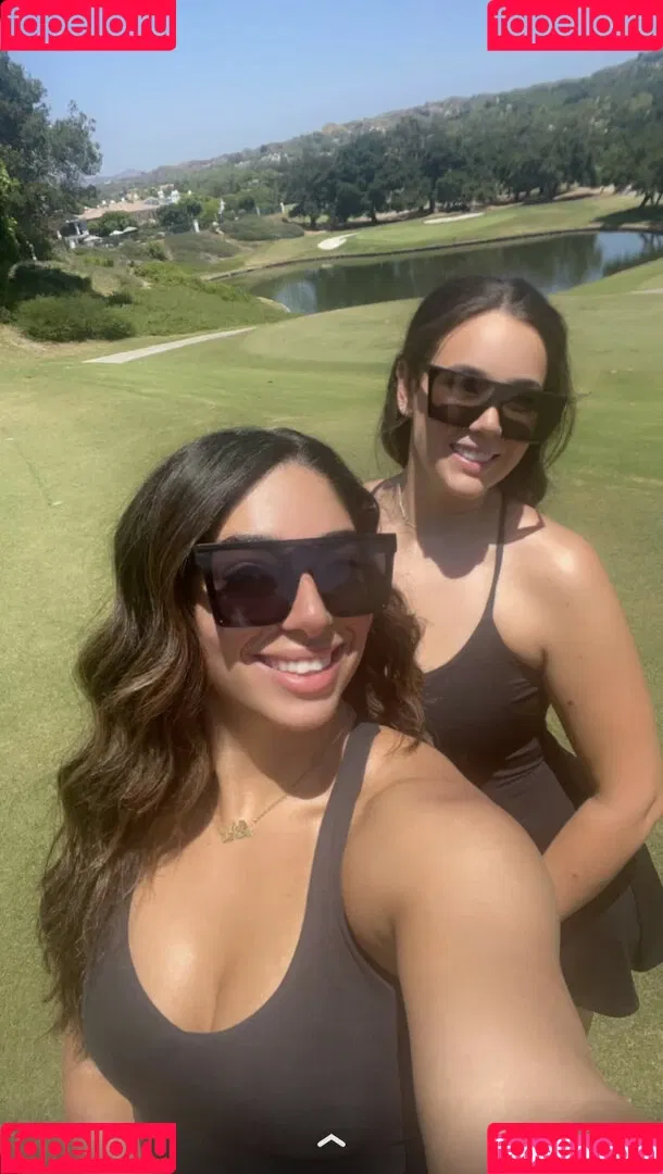 Mary Noura / marynouraa / princessjasmine3 Onlyfans Photo Gallery 
