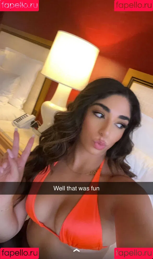 Mary Noura / marynouraa / princessjasmine3 Onlyfans Photo Gallery 