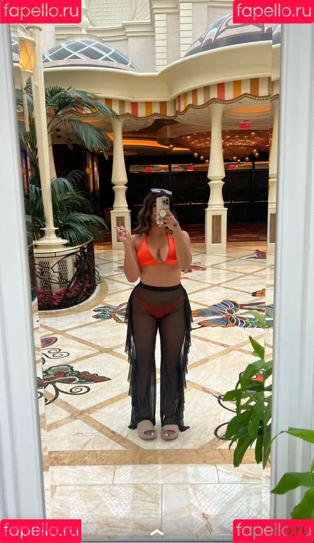 Mary Noura / marynouraa / princessjasmine3 Onlyfans Photo Gallery 