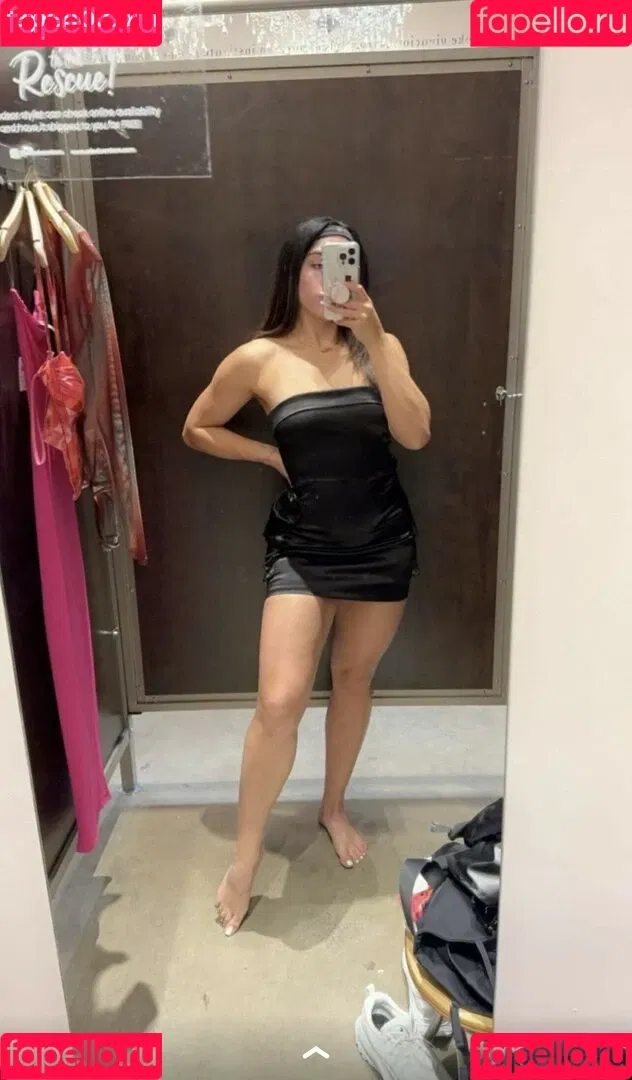 Mary Noura / marynouraa / princessjasmine3 Onlyfans Photo Gallery 