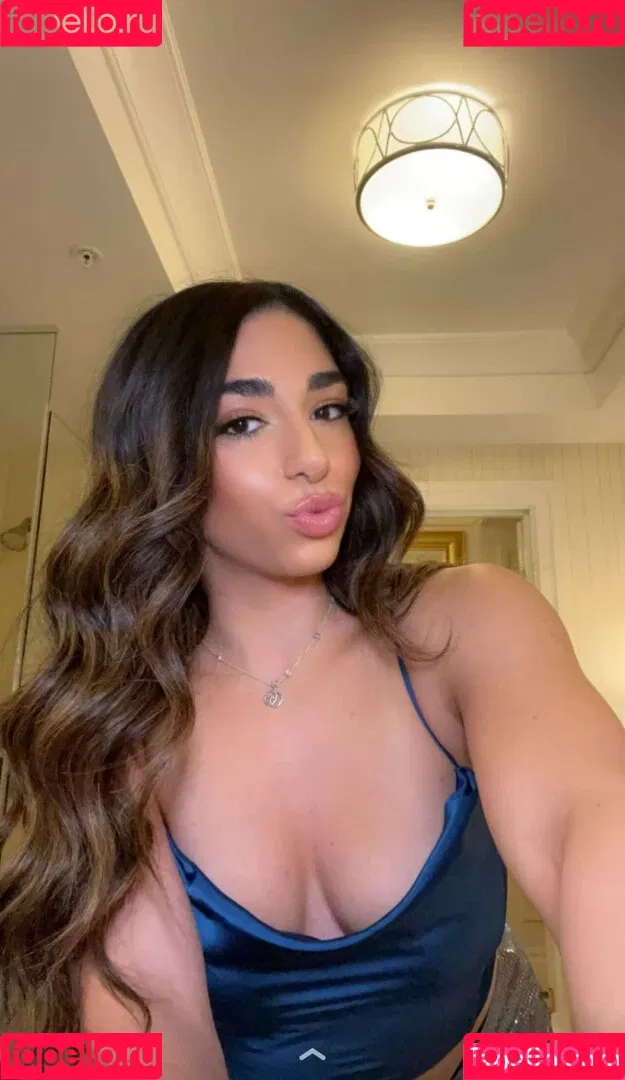 Mary Noura / marynouraa / princessjasmine3 Onlyfans Photo Gallery 