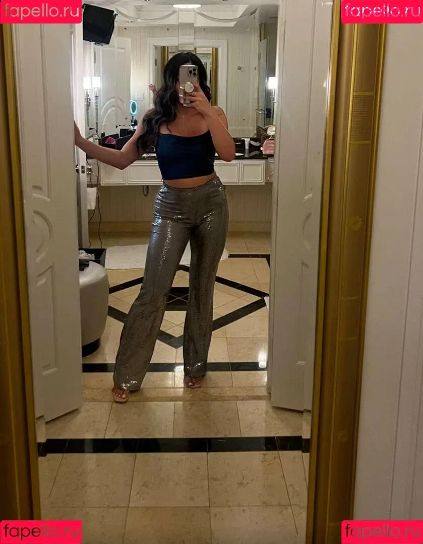 Mary Noura / marynouraa / princessjasmine3 Onlyfans Photo Gallery 