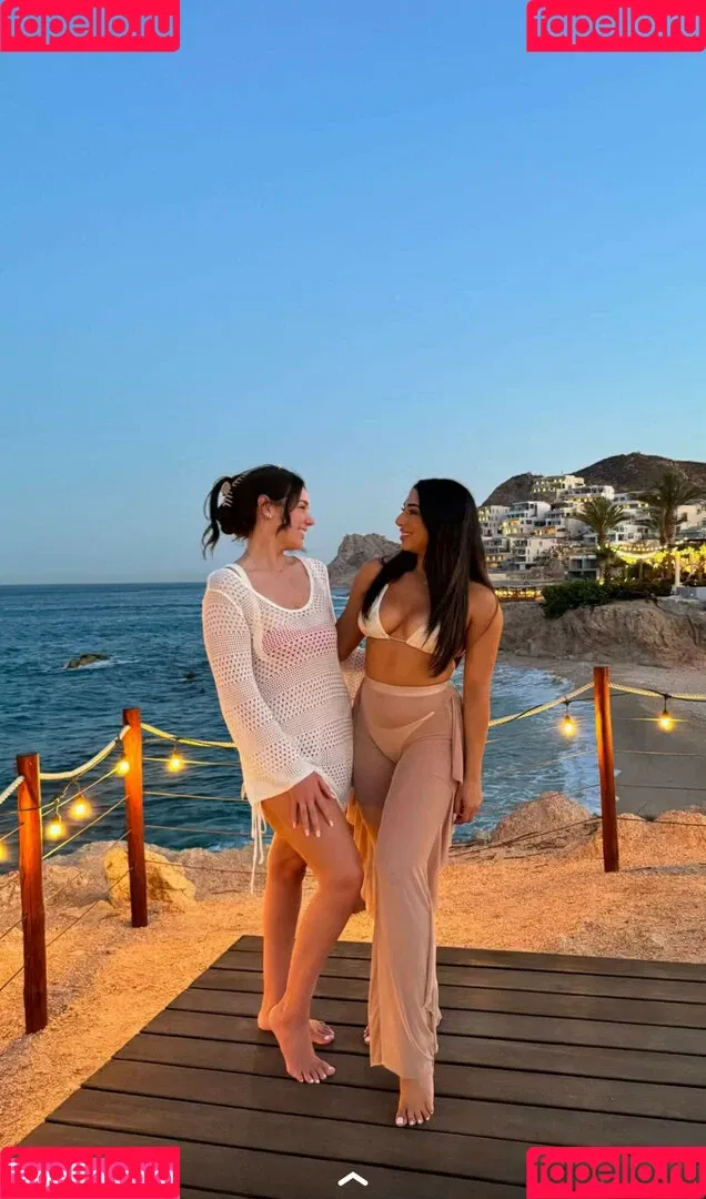 Mary Noura / marynouraa / princessjasmine3 Onlyfans Photo Gallery 