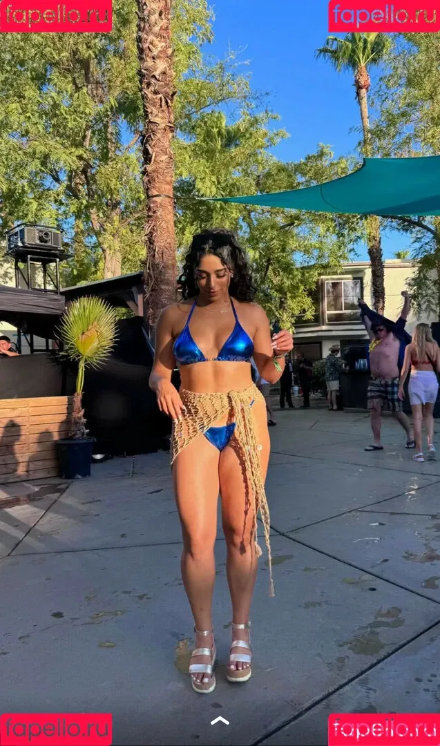 Mary Noura / marynouraa / princessjasmine3 Onlyfans Photo Gallery 